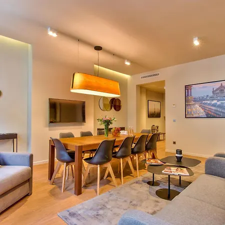 Urban Flat 111 - Urban Lovely Flat Madeleine Appartamento