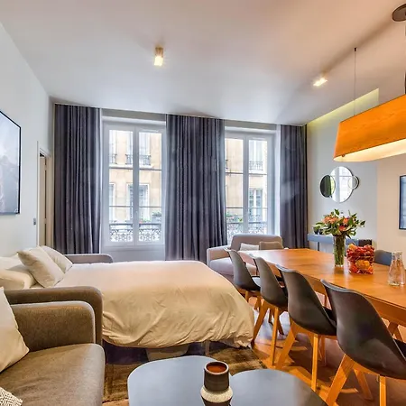 Appartamento Urban Flat 111 - Urban Lovely Flat Madeleine *